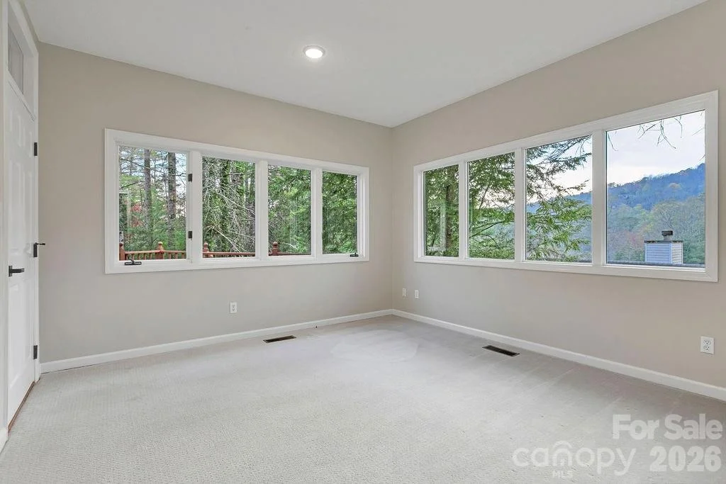 Photo of 54 Wintergreen Drive