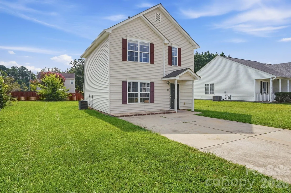 Photo of 802 Almora Drive