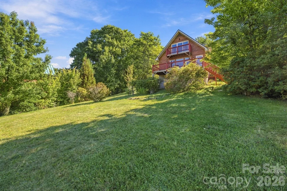 Photo of 190 Camelot Drive