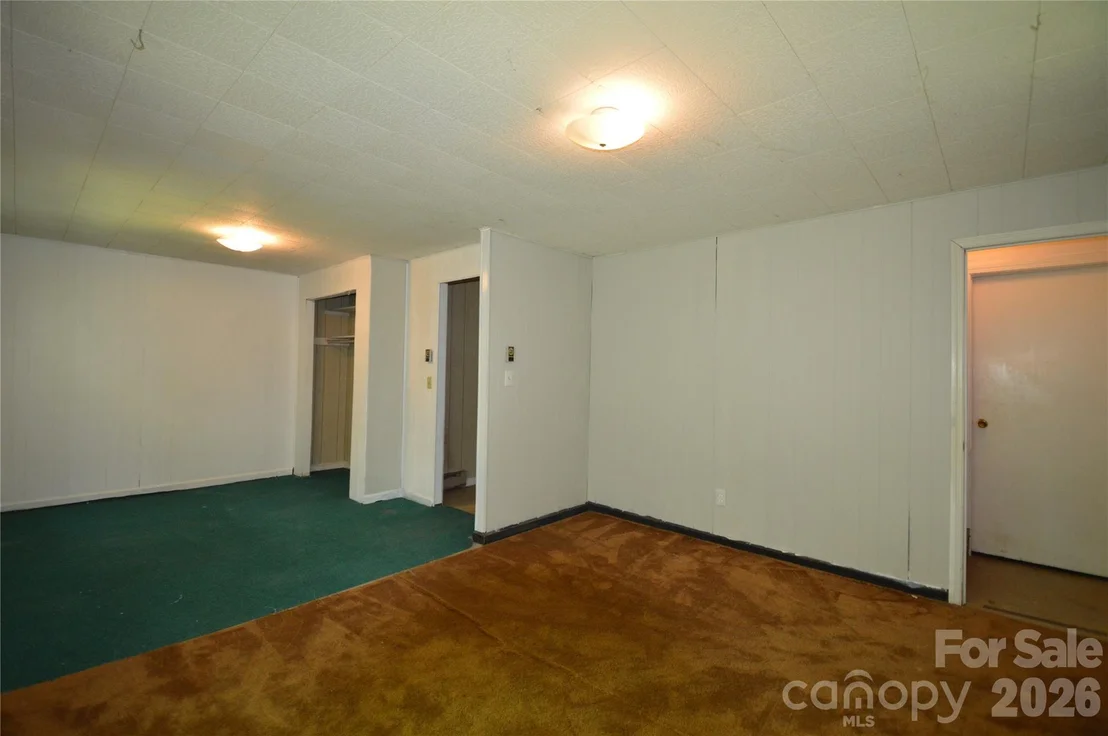 Photo of 184 Laurel Road