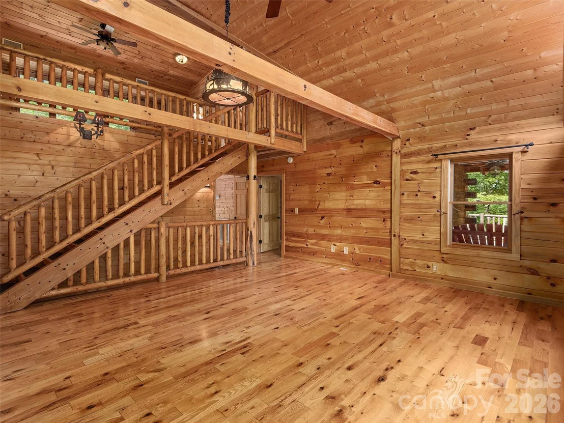Photo of 413 Green Hills Road