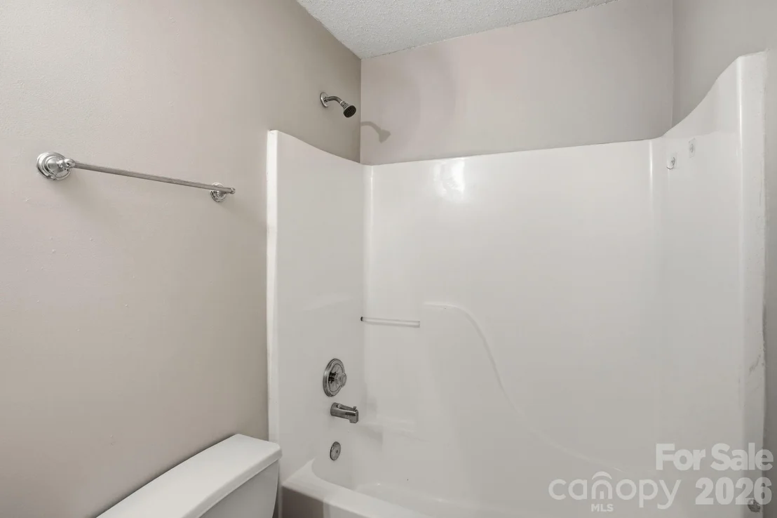 Photo of 802 Almora Drive