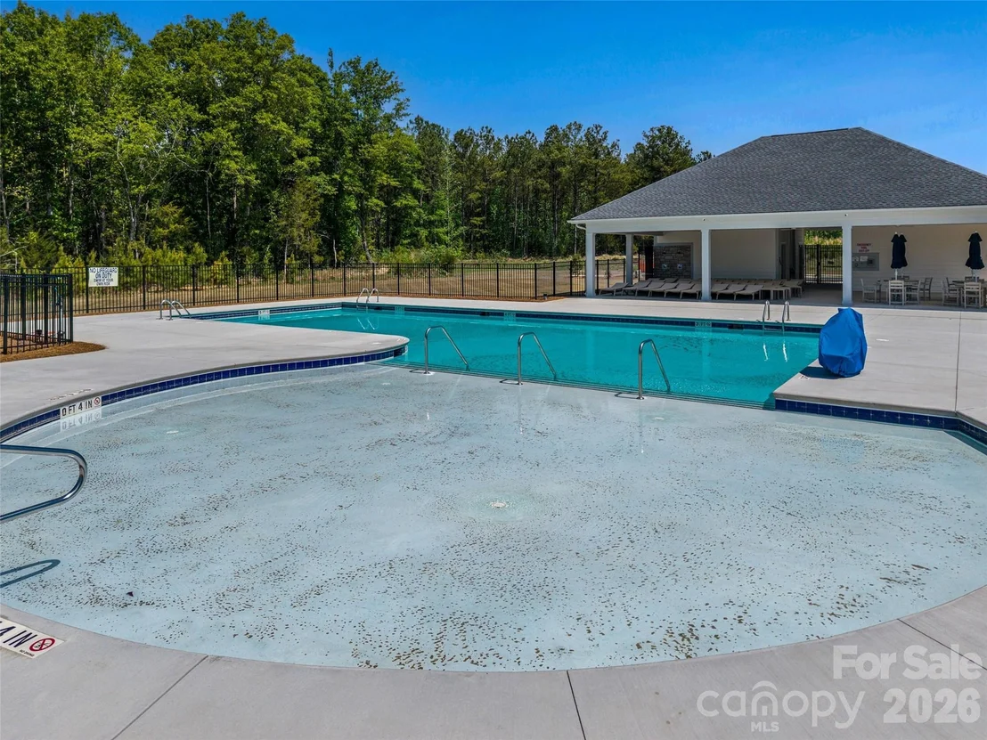 Photo of 1210 Old Fort Drive