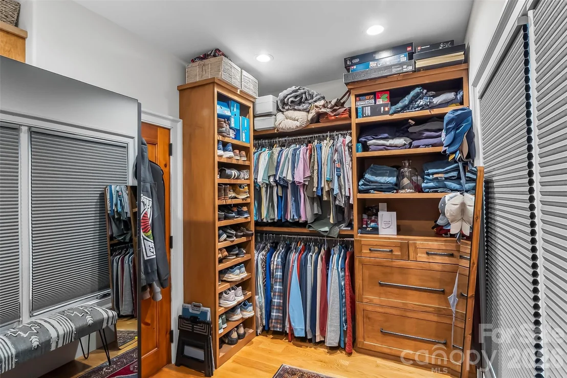 Photo of 5069 Lighthouse Court