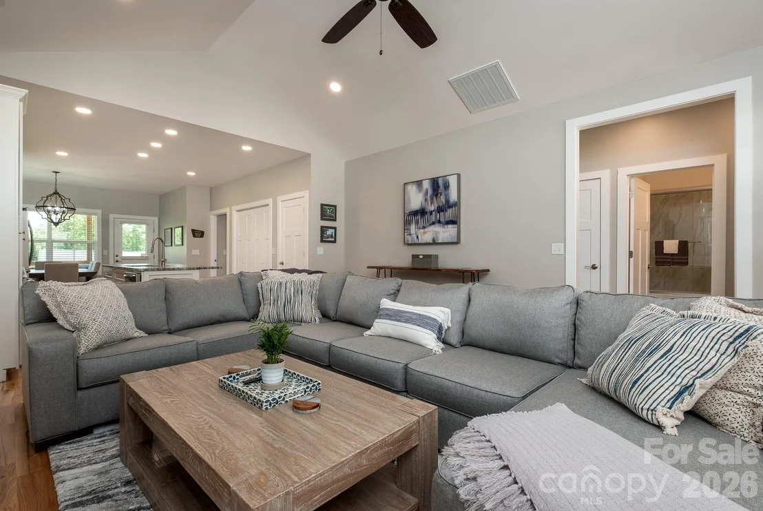 Photo of 131 Mills Avenue