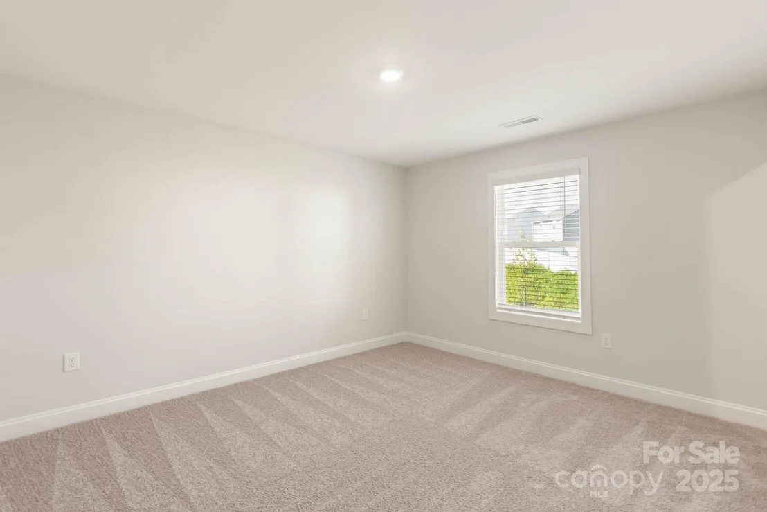 Photo of 116 Kennford Trail