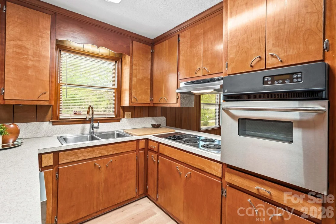 Photo of 6325 Long Ferry Road