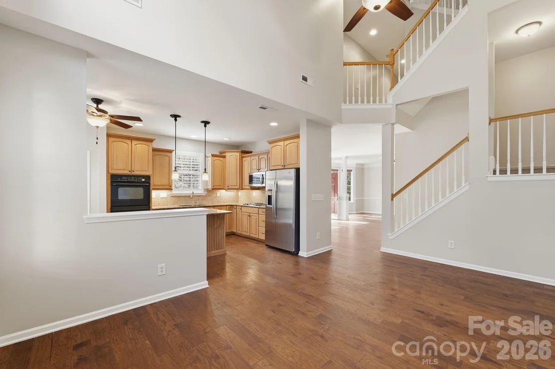 Photo of Unit 252 at 719 Deerbrook Lane