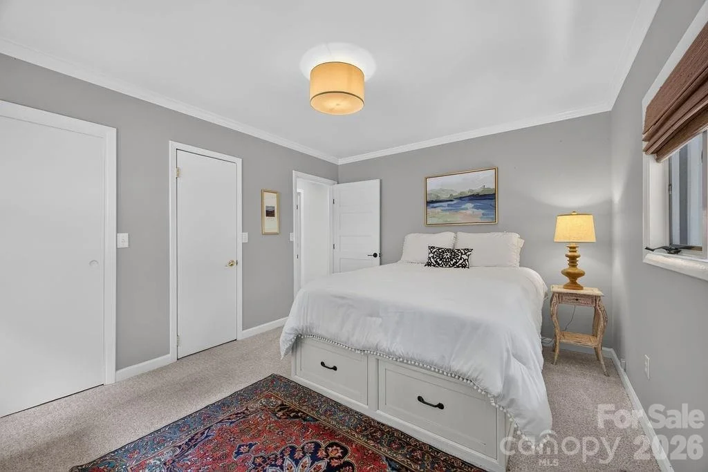 Photo of 865 Haven Drive