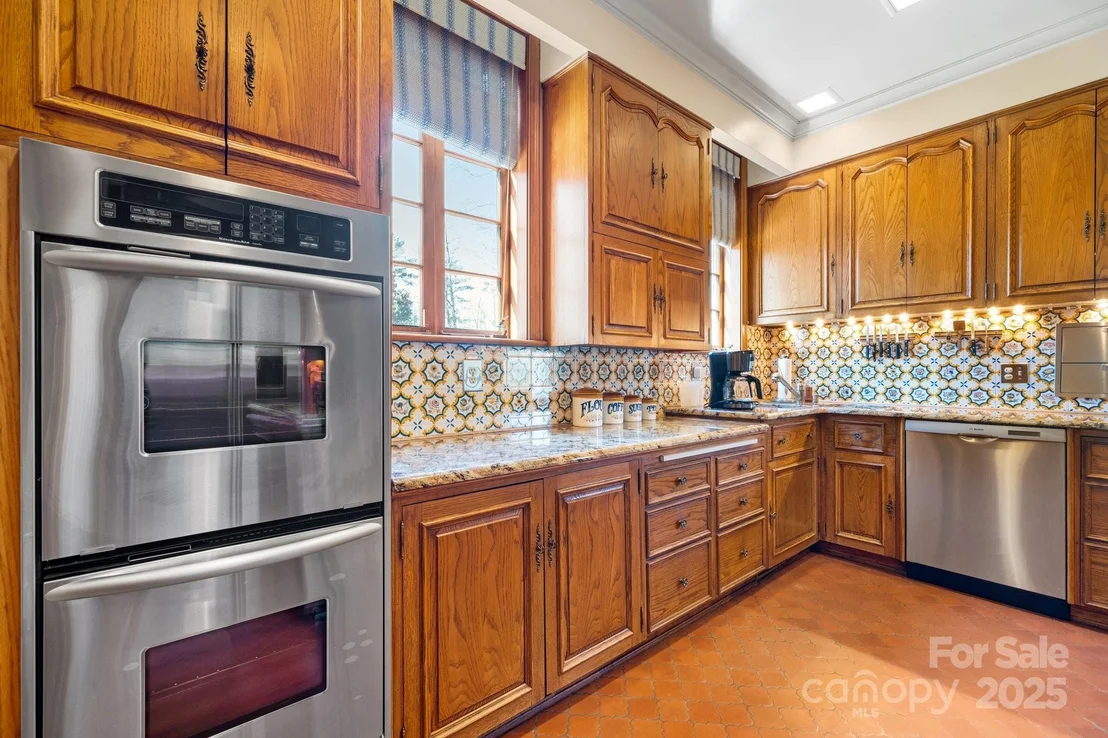 Photo of 135 Claron Place SE