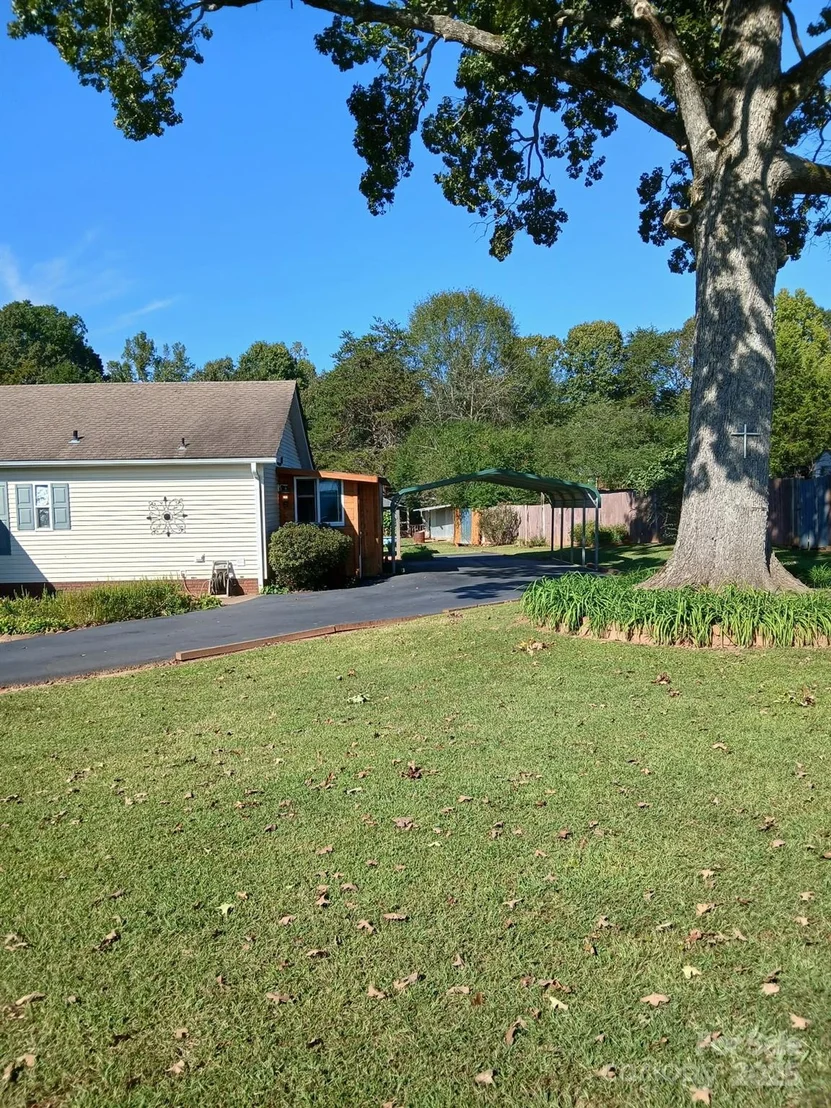 Photo of 218 Muldoon Lane