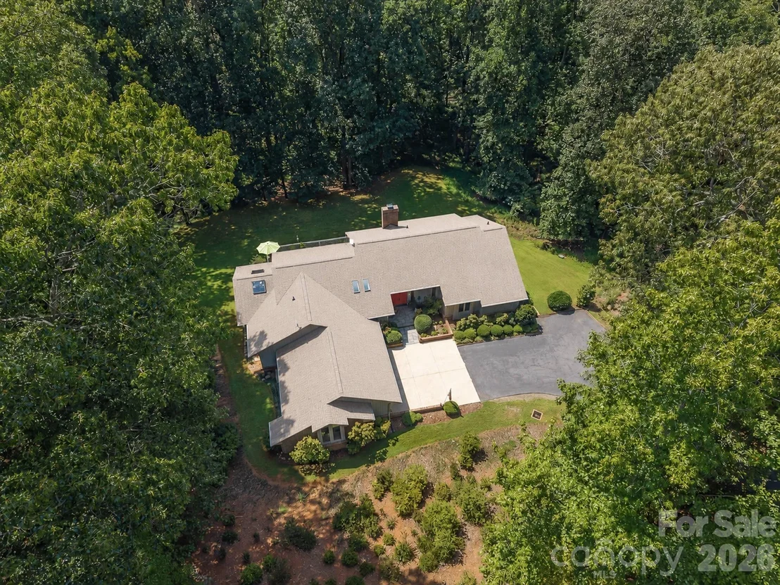 Photo of 5 Jackson Grove S