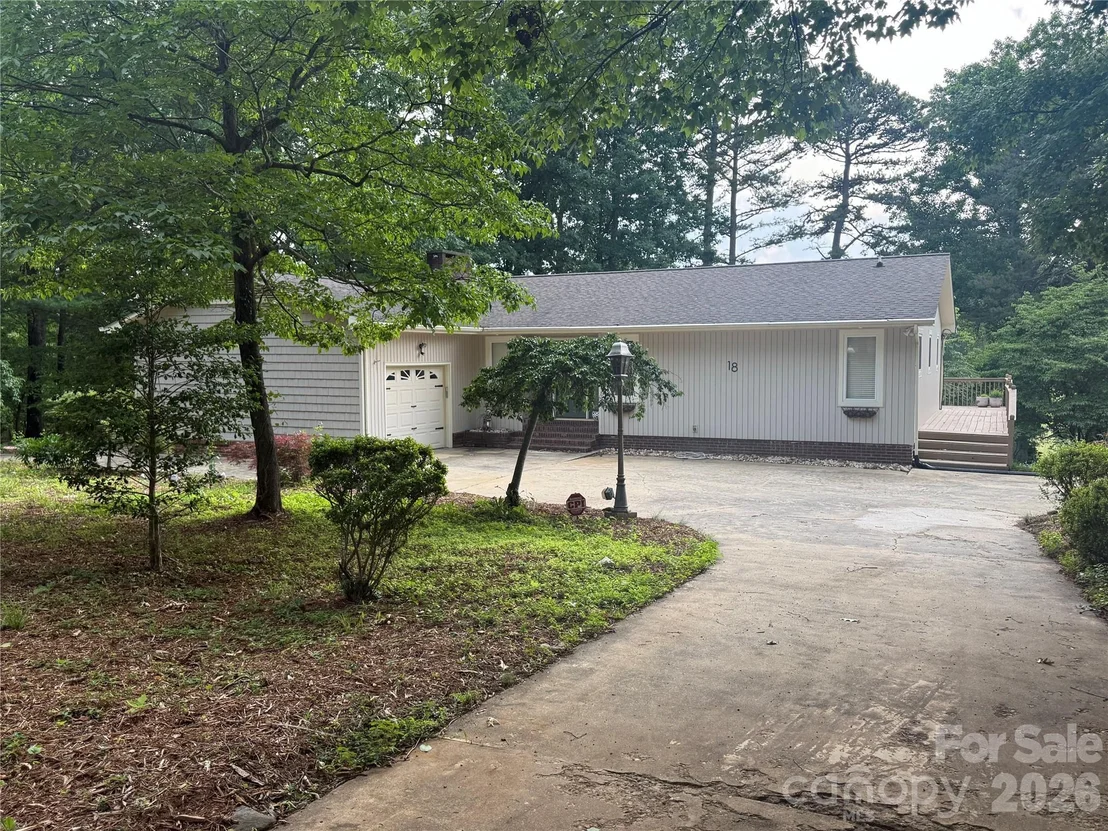 Photo of 18 Olde Duffers Drive