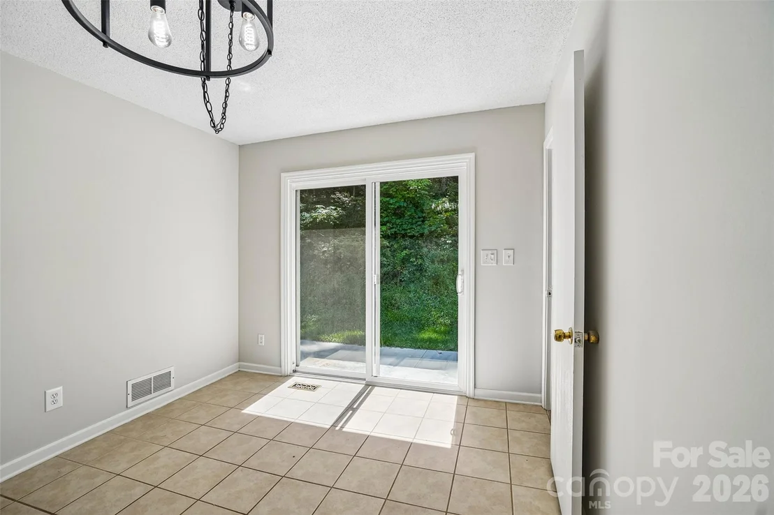 Photo of 19 Jupiter Heights