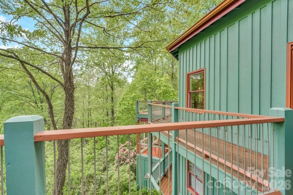 Photo of 1590 Shulls Mill Road