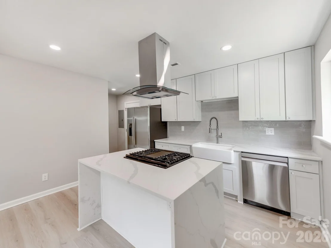 Photo of 4925 Springview Road