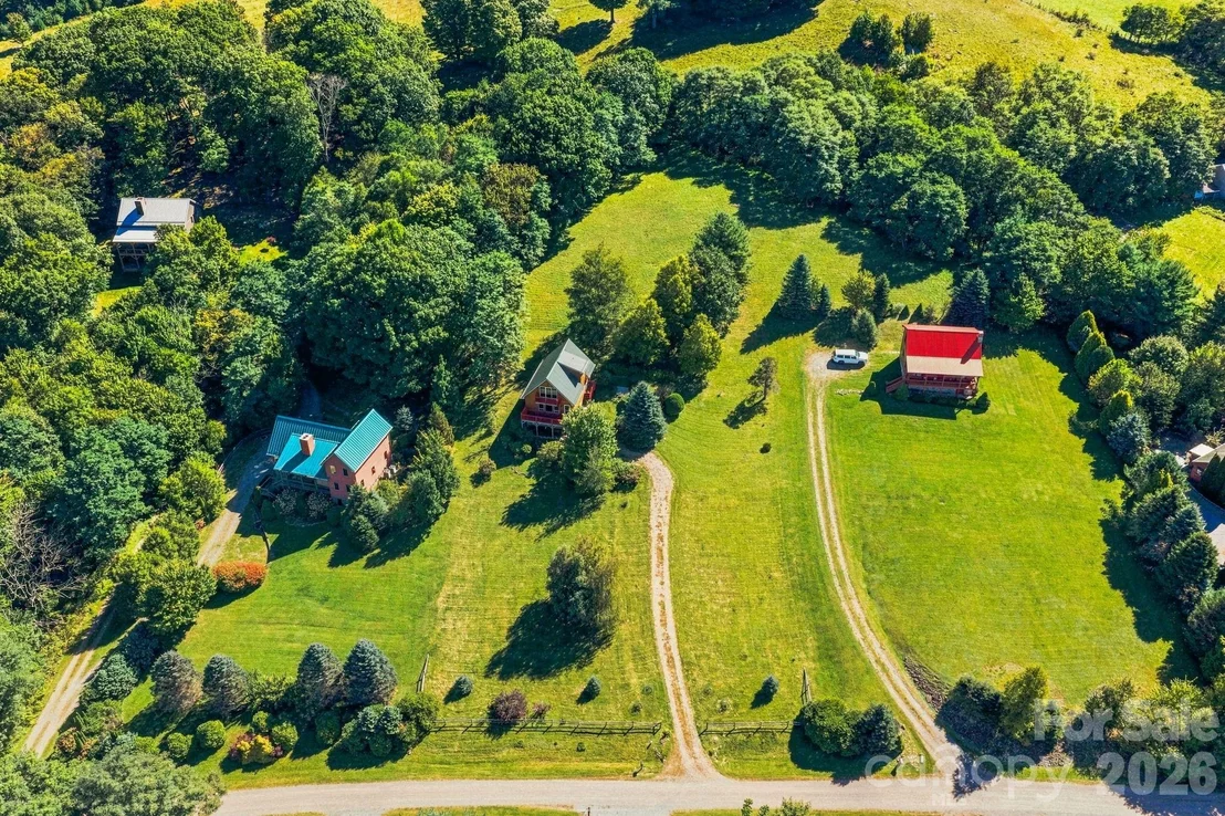 Photo of 190 Camelot Drive