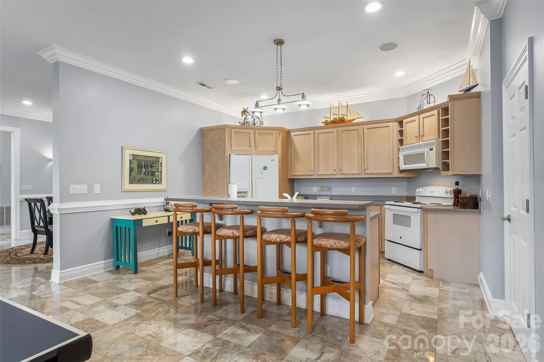 Photo of 705 Waters Edge Drive