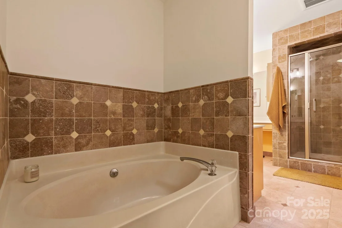 Photo of 127 Boulder Lane