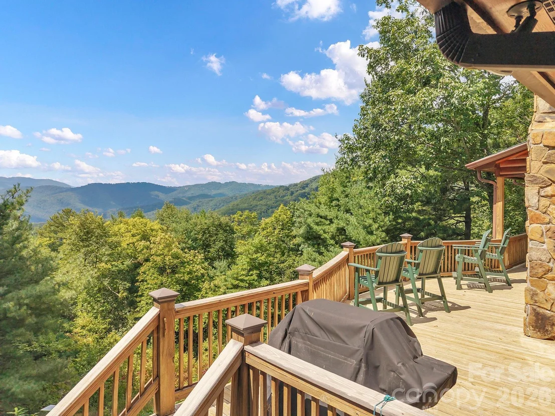 Photo of 4880 Nightingale Lane