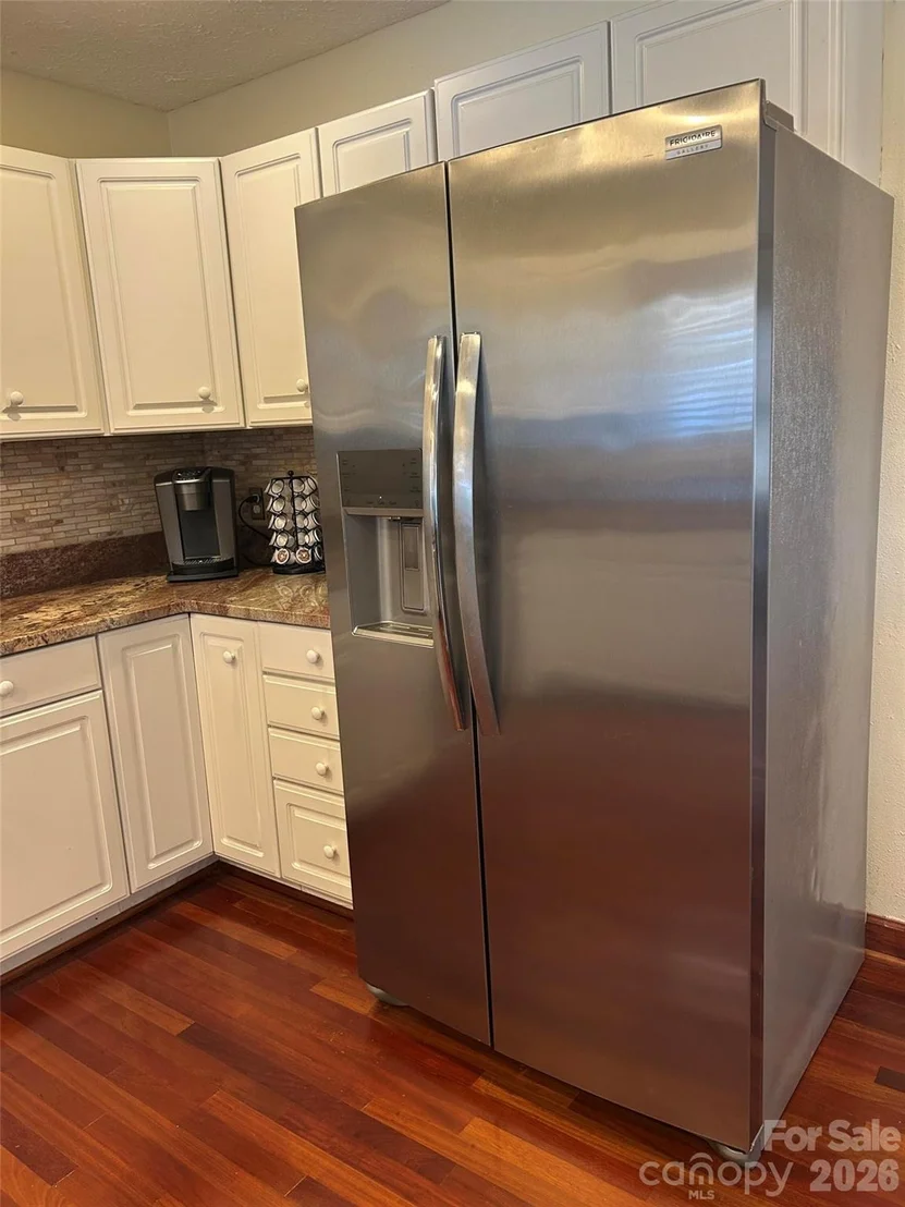 Photo of 323 Swamp Fox Drive
