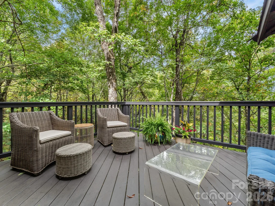 Photo of 148 Tsisqua Circle
