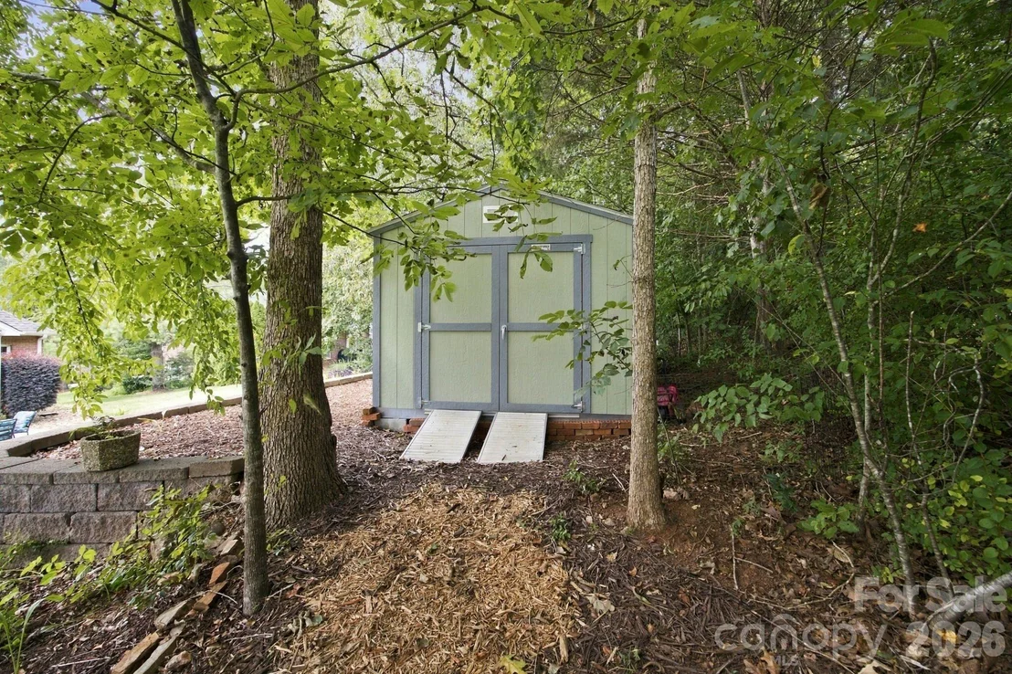 Photo of 1463 Brookstone Drive