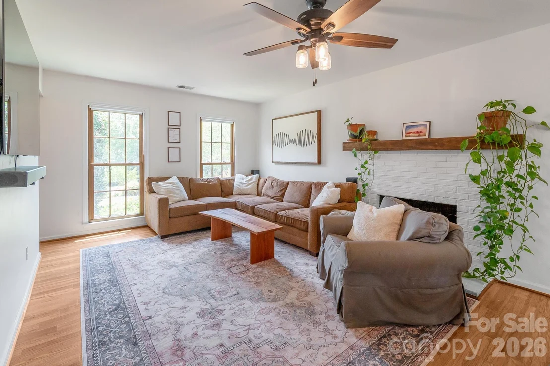 Photo of 12328 Sandringham Place