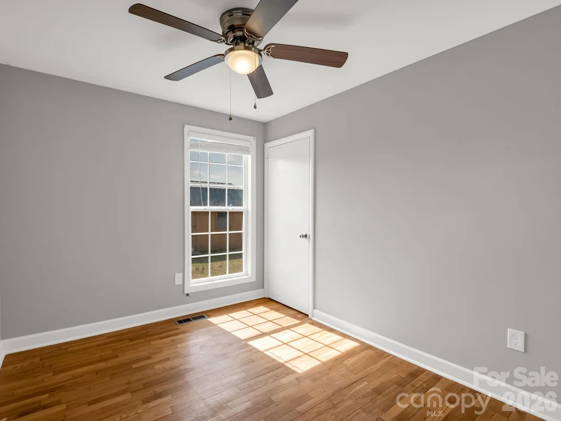 Photo of 655 W Oconee Street