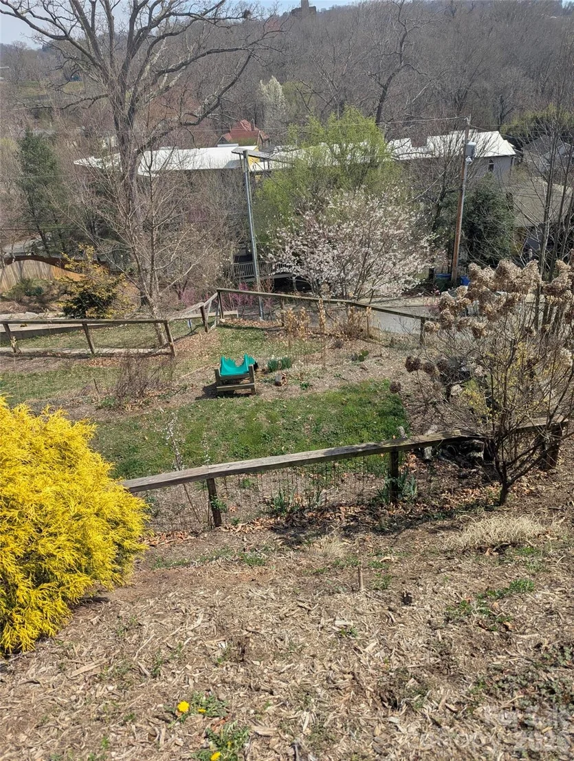 Photo of 39 Jefferson Drive
