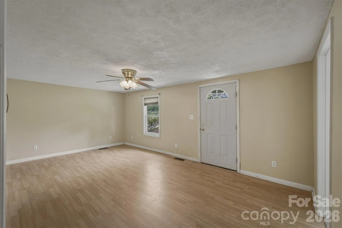 Photo of 2566 Andrews Circle