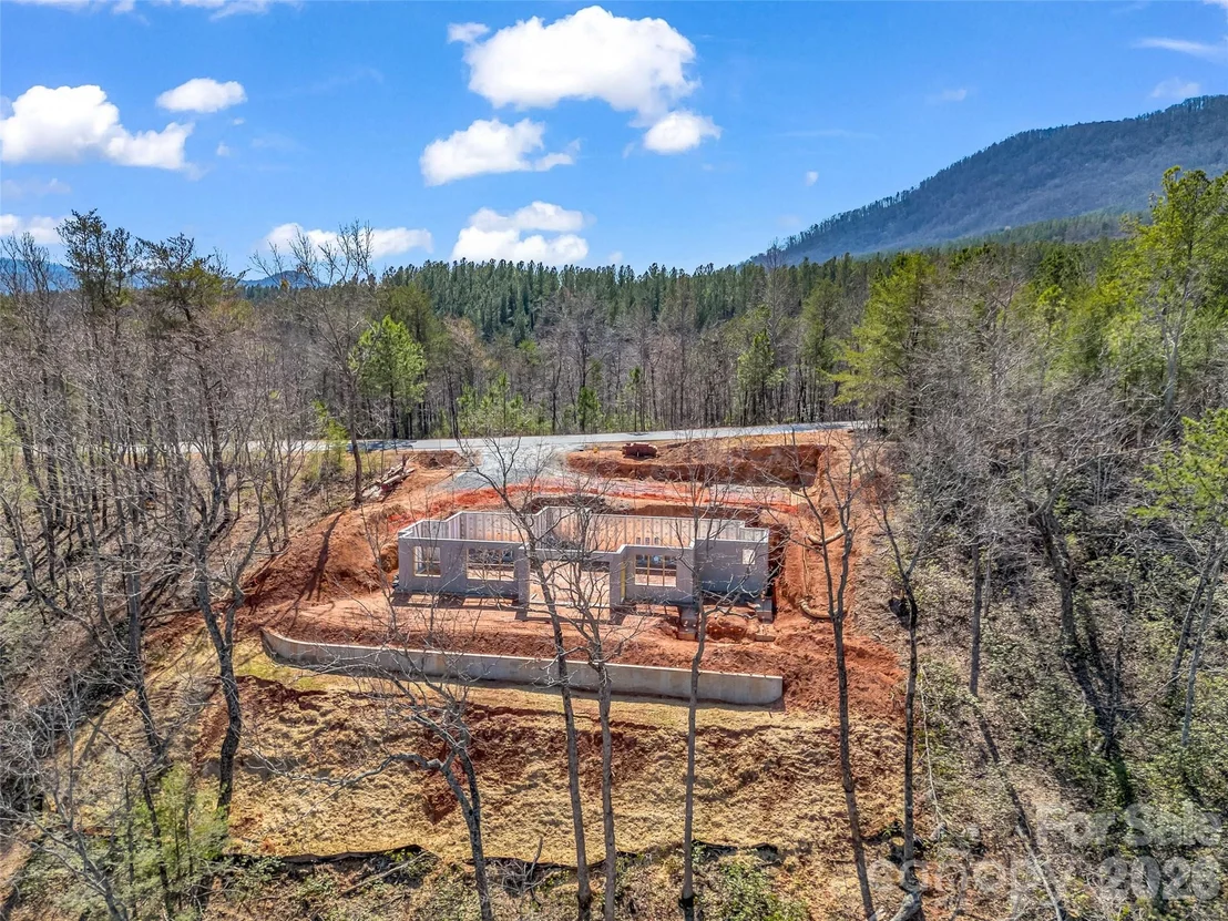 Photo of 2015 Deep Gap Farm Road W