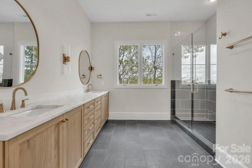 Photo of 380 Greystone Drive