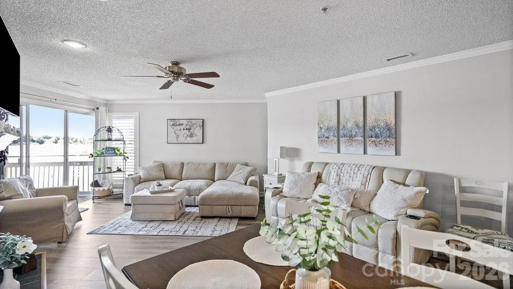 Photo of Unit 29 at 1338 Torrence Circle