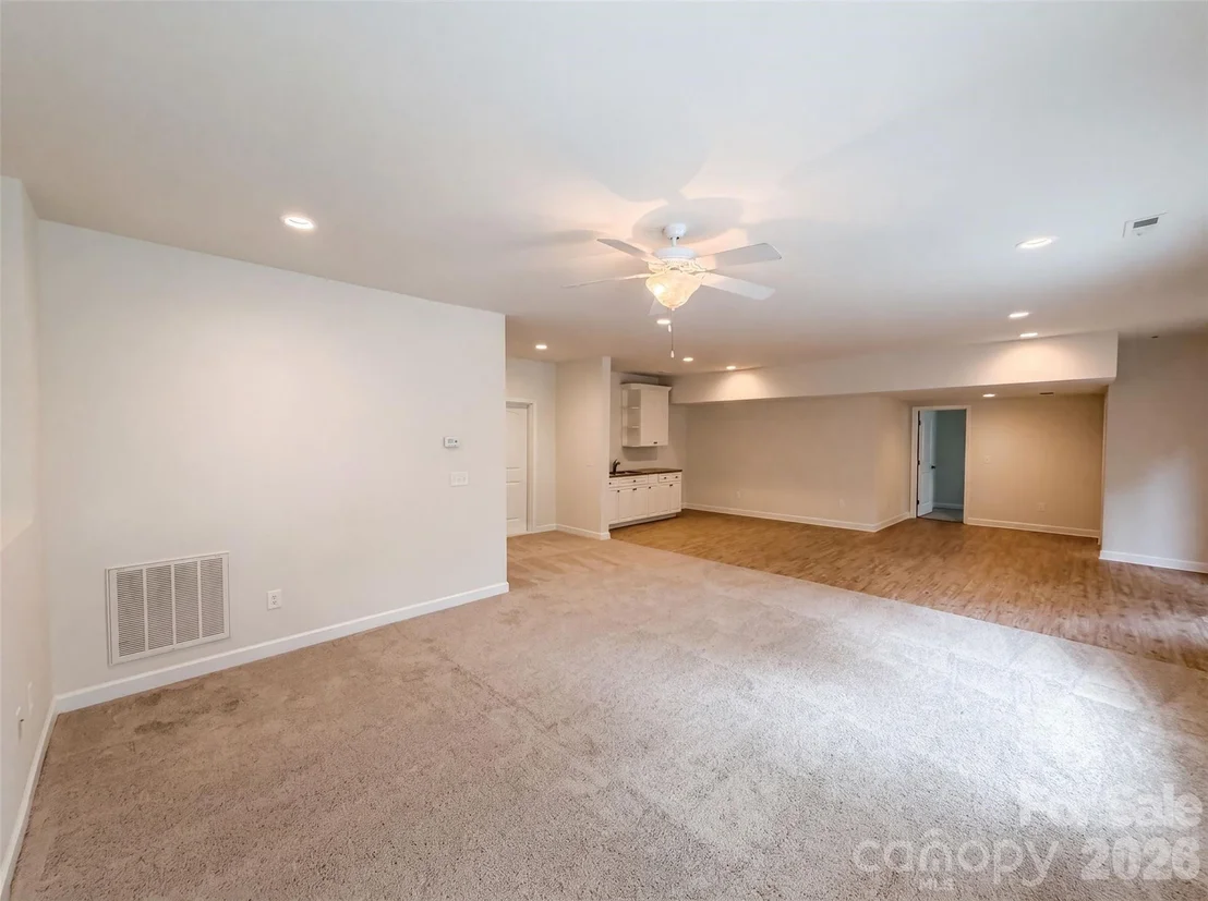 Photo of 3981 Brunswick Drive