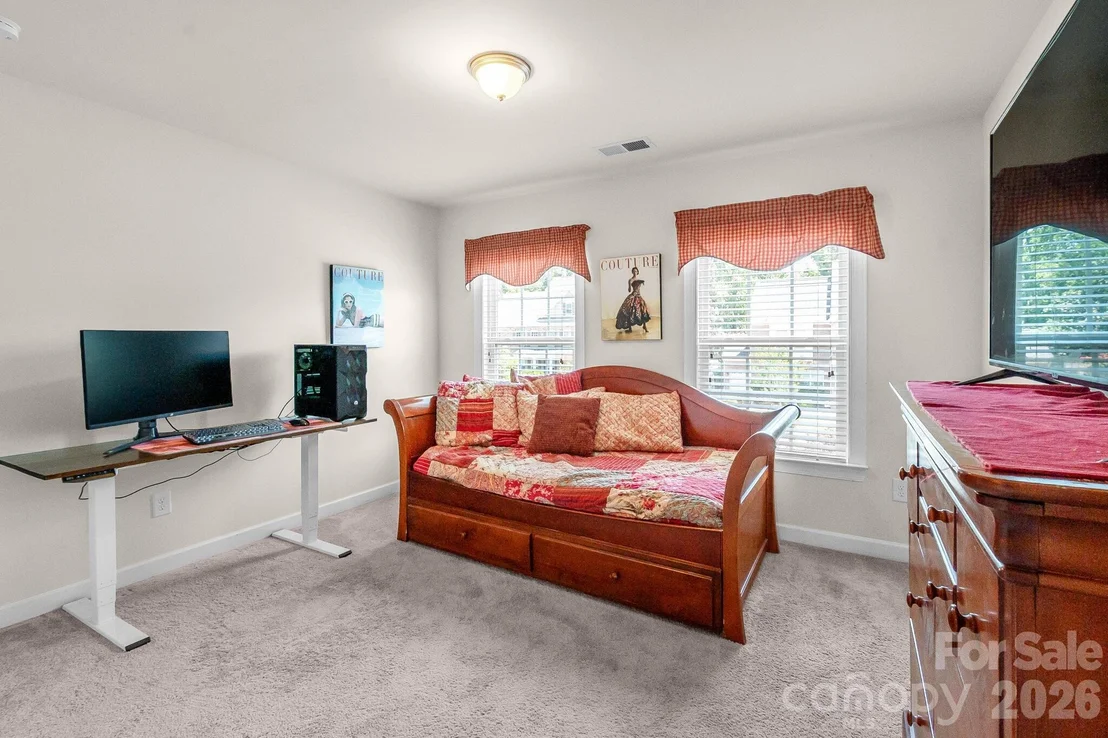 Photo of 2083 Topaz Plaza