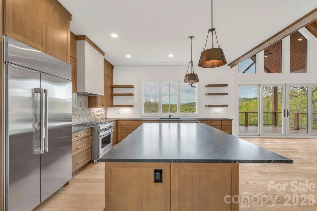 Photo of 380 Greystone Drive