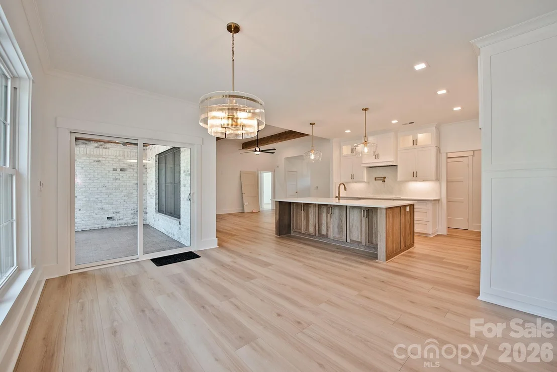 Photo of 935 Lake Wright Road