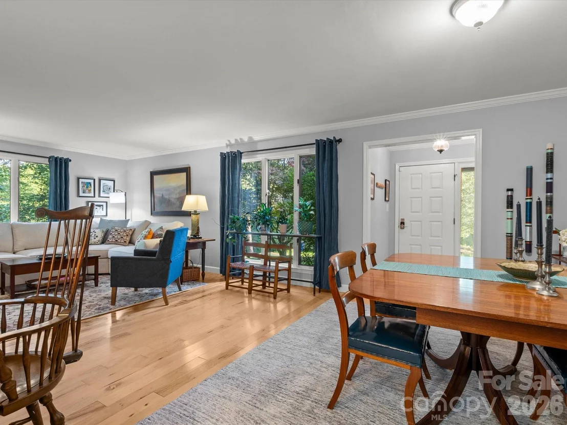 Photo of 110 Aurora Drive