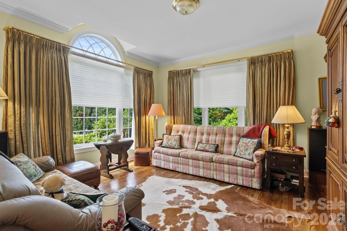 Photo of 100 Crestgrove Drive