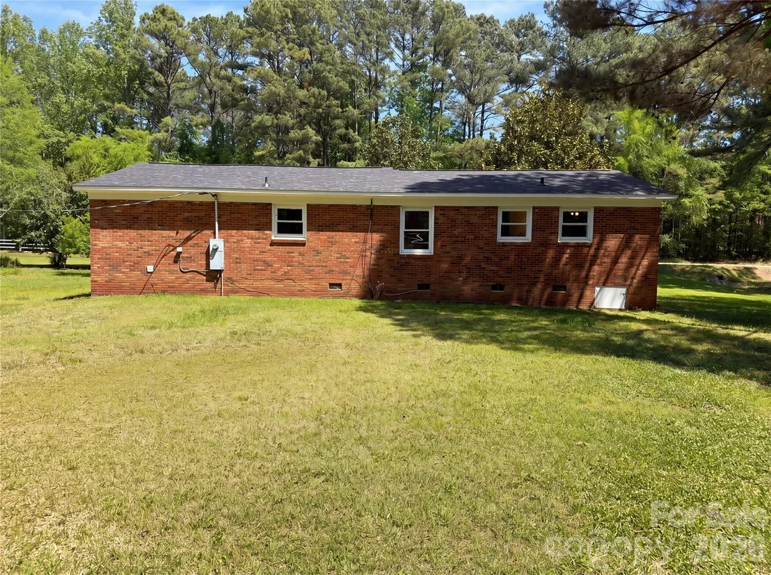 Photo of 2155 Airdale Road