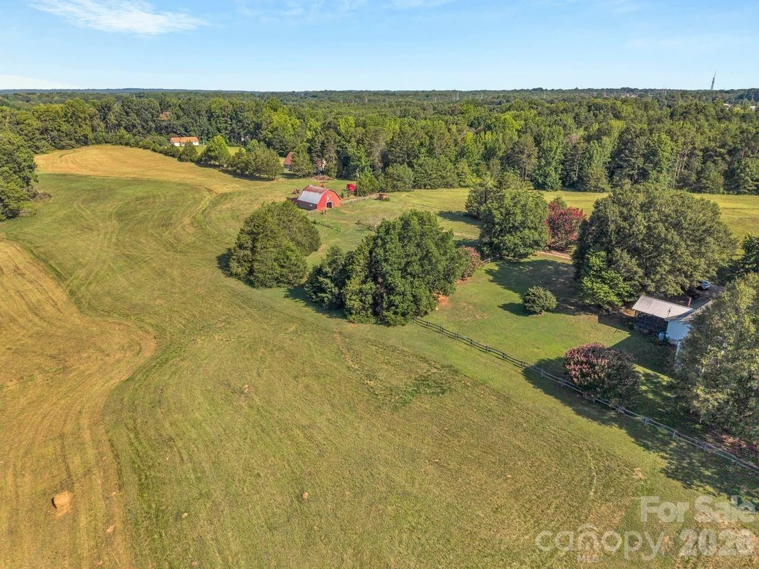 Photo of 244 Chapman Road