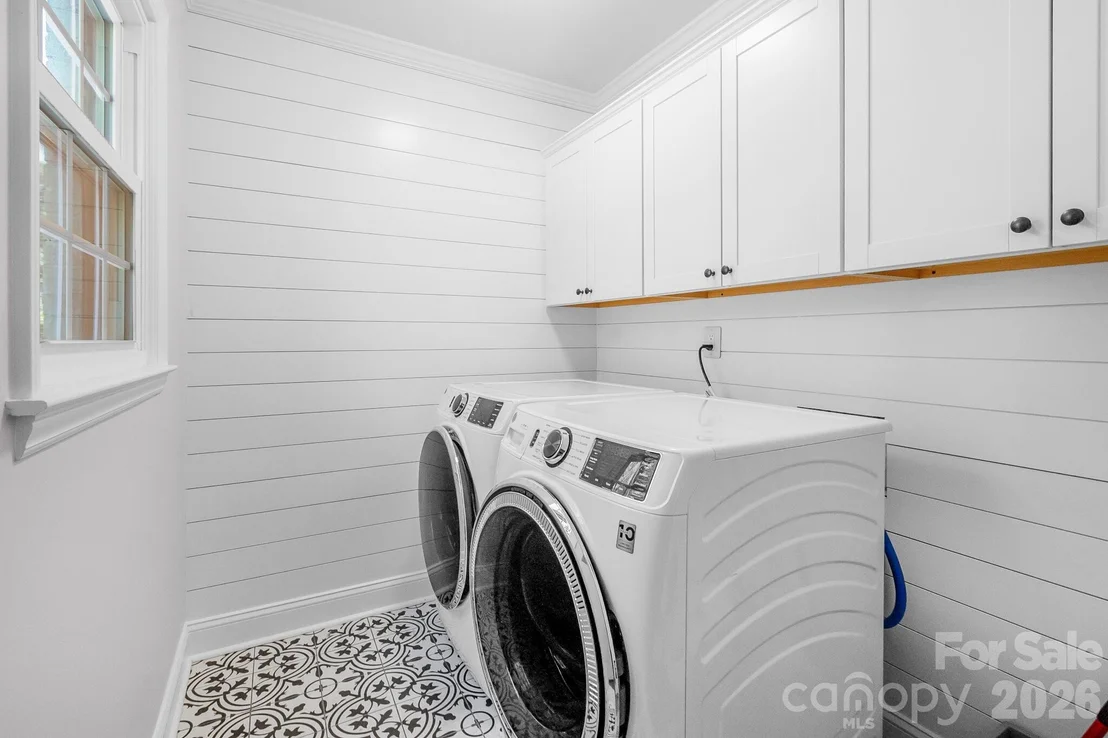 Photo of 5917 Doncaster Drive