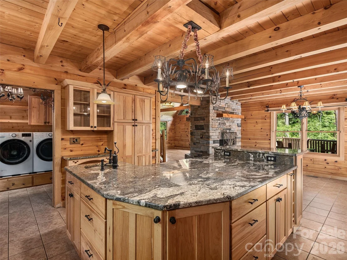 Photo of 413 Green Hills Road