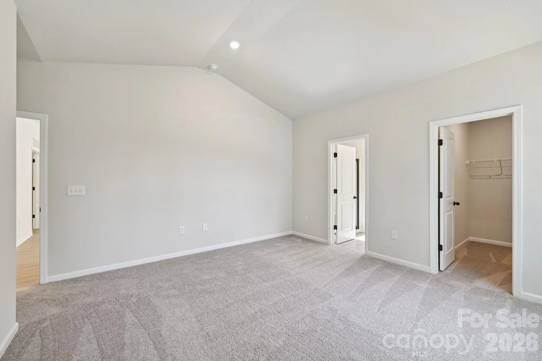 Photo of 820 Willow Estates Drive