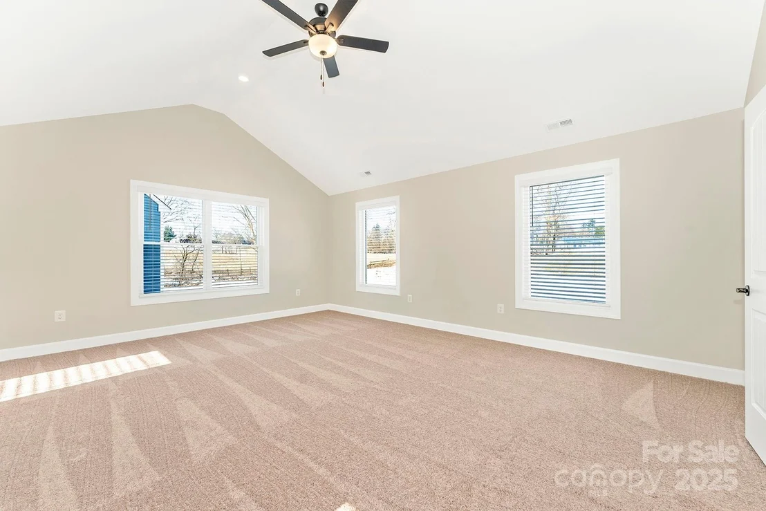 Photo of 3447 Robindale Drive