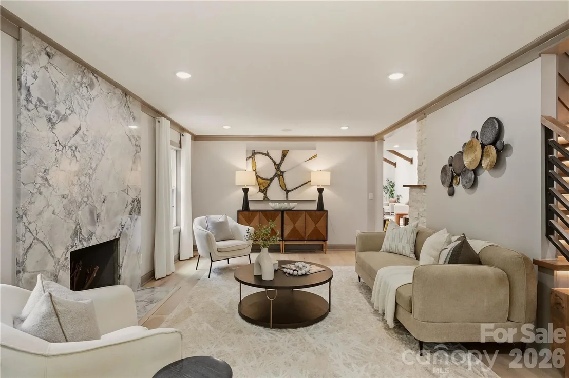 Photo of 2919 Colony Road
