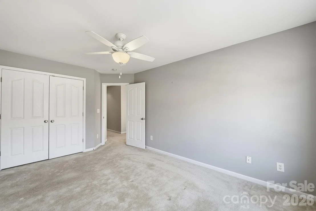 Photo of Unit 252 at 719 Deerbrook Lane