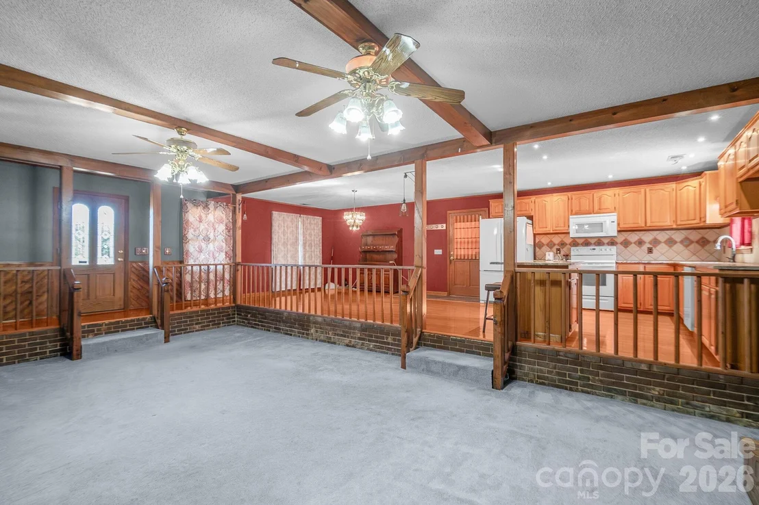 Photo of 1295 Cattle Ridge Road