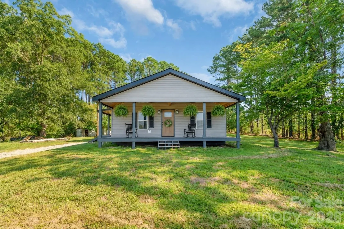 Photo of 500 Gregory Road